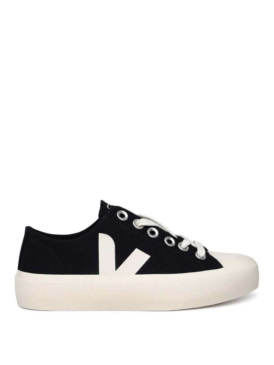 Danna Veja | Sneakers Wata